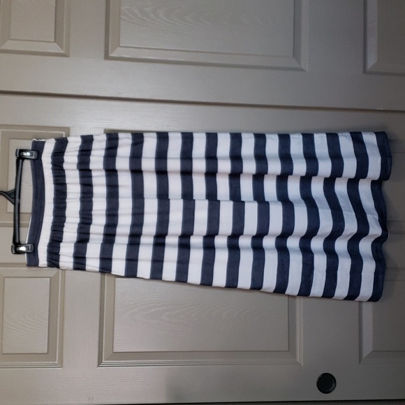 Banana Republic Dresses & Skirts - 🪲 RARE Banana Republic Navy White striped linen pleated full maxi skirt 2/4